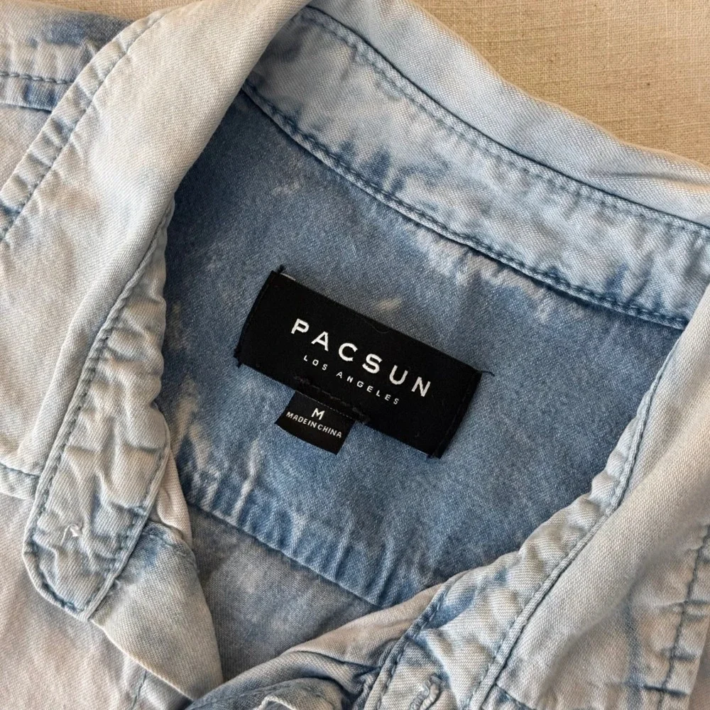 PacSun Mens Medium Bleached Denim Sleeveless‎ Button Down Shirt Blue Tie Dye